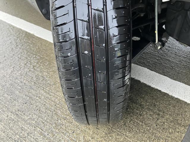 ワゴンＲ ＦＸ　４型　４ＷＤ　ＣＤオーディオ　オートライト　プッシュスタート　シートヒーター　オートエアコン　スズキセーフティーサポート　４ＷＤ　衝突被害軽減システム　アイドリングストップ　横滑り防止機能　盗難防止システム（2枚目）