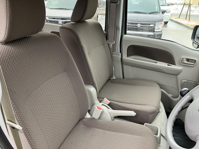 エブリイ ＪＯＩＮ　６型　パートタイム４ＷＤ　５ＭＴシフト　オーディオレス　オートライト　スライドドア　スズキセーフティーサポート　４ＷＤ　衝突被害軽減システム　　キーレスキーパワーウインド　衝突安全ボディ（22枚目）