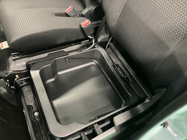 ����Ȃ̉��ɃX�b�L�����[�ł���A����ȃV�[�g�A���_�[�{�b�N�X�B�{�b�N�X�̎��O�����\�ŁA���̂܂܎����o�����Ƃ��ł��܂���