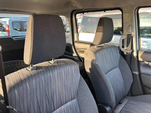 ソリオ ＨＹＢＲＩＤ　ＭＺ　２ＷＤ・ＣＶＴ　全方位モニター付ナビ　衝突被害軽減システム　スライドドア　バックカメラ　純正ナビ　ＥＴＣ（7枚目）