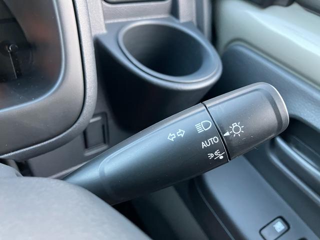 キャリイトラック ＫＣエアコン・パワステ農繁　４ＷＤ・５ＭＴ　ＡＭ・ＦＭラジオ　衝突被害軽減システム　４ＷＤ　オートライト（15枚目）