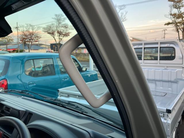 キャリイトラック ＫＣエアコン・パワステ農繁　４ＷＤ・５ＭＴ　ＡＭ・ＦＭラジオ　衝突被害軽減システム　４ＷＤ　オートライト（21枚目）