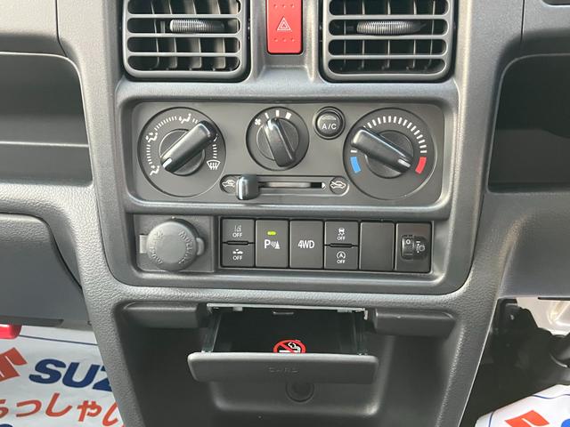 キャリイトラック ＫＣエアコン・パワステ　４ＷＤ・４ＡＴ　衝突被害軽減ブレーキ　４ＷＤ　衝突被害軽減システム　オートライト（11枚目）