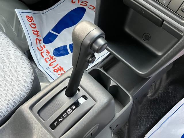 キャリイトラック ＫＣエアコン・パワステ　４ＷＤ・４ＡＴ　衝突被害軽減ブレーキ　４ＷＤ　衝突被害軽減システム　オートライト（12枚目）