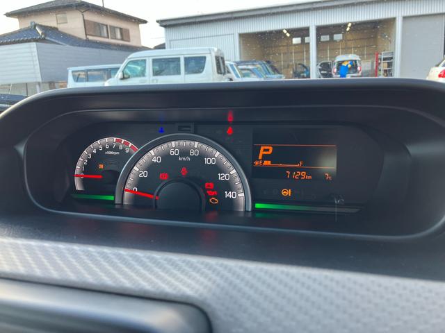 ワゴンＲ ＦＸ　２ＷＤ・ＣＶＴ　ＣＤラジオ　衝突被害軽減ブレーキ　衝突被害軽減システム　オートエアコン　シートヒーター　プッシュスタート　オートライト（11枚目）