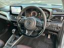 フロンクス ２ＷＤ・６ＡＴ　全方位モニター付９インチナビ　新品スタッドレス＆純正アルミホイールセット　衝突被害軽減システム　プッシュスタート　ドライブレコーダー　オートエアコン　純正ナビ　バックカメラ（7枚目）