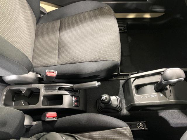 ジムニーシエラ ＪＣ　衝突軽減　４ＷＤ　シートヒーター　スマートキー　オートエアコン　ＬＥＤヘッド　純正１５インチアルミ　クルーズコントロール　ステアリングスイッチ　アイドリングストップ　車線逸脱警報　禁煙車（40枚目）