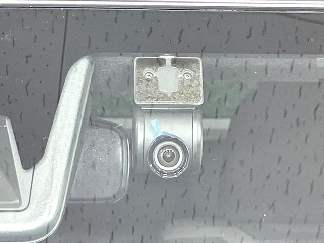 タフト Ｇターボ　ガラスルーフ　衝突軽減　純正ナビ　全周囲カメラ　フルセグ　Ｂｌｕｅｔｏｏｔｈ　ドラレコ　コーナーセンサー　スマートキー　ＬＥＤヘッドライト　オートライト　前席シートヒーター　禁煙車　ＥＴＣ（7枚目）