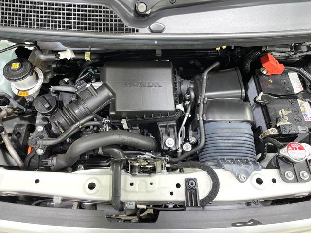 Ｎ－ＢＯＸ Ｌ・ターボ　ターボ　両側電動スライド　衝突軽減　レーダークルーズコントロール　純正ナビ　バックカメラ　ＬＥＤヘッド　ＥＴＣ　スマートキー　オートエアコン　車線逸脱警報　コーナーセンサー　シートヒーター　禁煙車（18枚目）