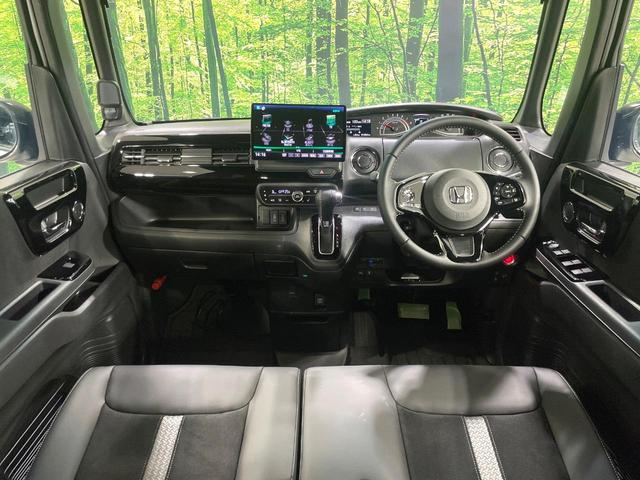 Ｎ－ＢＯＸカスタム Ｌターボ　ターボ　両側電動スライド　１０型ナビ　バックカメラ　ホンダセンシング　禁煙車　合皮シート　シートヒーター　コーナーセンサー　スマートキー　ＬＥＤヘッドライト　ＥＴＣ　オートマチックハイビーム　車線逸脱（2枚目）