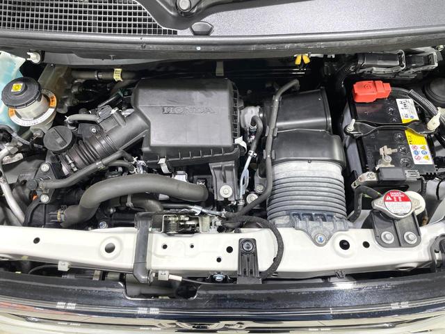 Ｎ－ＢＯＸカスタム Ｌターボ　ターボ　両側電動スライド　１０型ナビ　バックカメラ　ホンダセンシング　禁煙車　合皮シート　シートヒーター　コーナーセンサー　スマートキー　ＬＥＤヘッドライト　ＥＴＣ　オートマチックハイビーム　車線逸脱（18枚目）