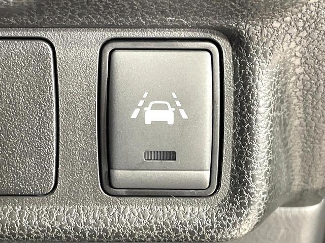 ノート ｅ－パワー　Ｘ　純正ナビ　全周囲カメラ　エマージェンシーブレーキ　禁煙車　ドラレコ　コーナーセンサー　スマートキー　ＬＥＤヘッドライト　ＥＴＣ　オートマチックハイビーム　デジタルインナーミラー　車線逸脱警報（40枚目）