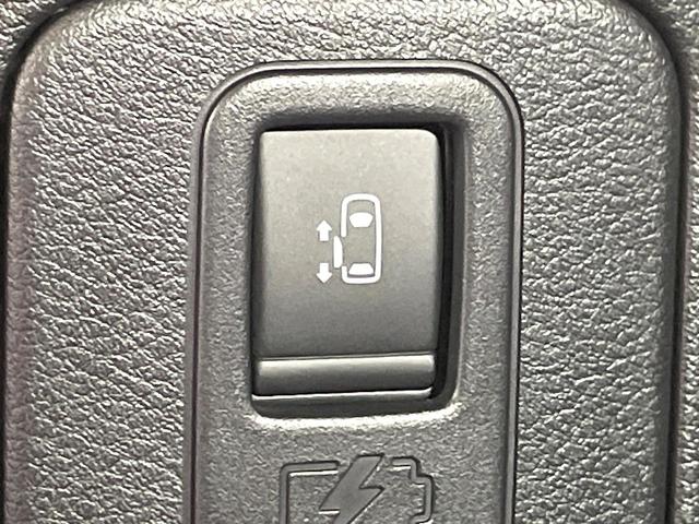 セレナ ｅ－パワー　ハイウェイスターＶ　純正１０型ナビ　後席モニター　両側電動ドア　プロパイロット　ブラインドスポットモニター　ドラレコ　ＥＴＣ　ＬＥＤヘッド　オートライト　オートエアコン　Ｂｌｕｅｔｏｏｔｈ　スマートキー　プッシュスタート（48枚目）