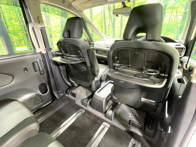 セレナ ｅ－パワー　ハイウェイスターＶ　純正１０型ナビ　純正エアロ　禁煙車　両側電動ドア　プロパイロット　全周囲カメラ　ブラインドスポットモニター　ドラレコ　ＥＴＣ　ＬＥＤヘッド　Ｂｌｕｅｔｏｏｔｈ　リアオートエアコン　スマートキー（39枚目）