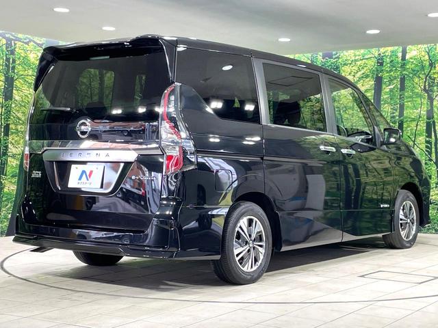 セレナ ｅ－パワー　ハイウェイスターＶ　両側電動スライド　純正１０型ナナビ　プロパイロット　禁煙車　ドラレコ　ＥＴＣ　ＬＥＤヘッド　オートライト　ブラインドスポットモニター　パーキングアシスト　リアオートエアコン　シートバックテーブル（18枚目）
