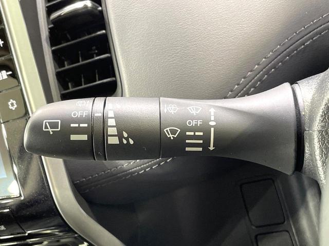 セレナ ｅ－パワー　ハイウェイスターＶ　両側電動スライド　純正１０型ナナビ　プロパイロット　禁煙車　ドラレコ　ＥＴＣ　ＬＥＤヘッド　オートライト　ブラインドスポットモニター　パーキングアシスト　リアオートエアコン　シートバックテーブル（48枚目）