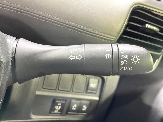 セレナ ｅ－パワー　ハイウェイスターＶ　両側電動スライド　純正１０型ナナビ　プロパイロット　禁煙車　ドラレコ　ＥＴＣ　ＬＥＤヘッド　オートライト　ブラインドスポットモニター　パーキングアシスト　リアオートエアコン　シートバックテーブル（50枚目）