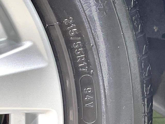 カムリ ＷＳ　純正９インチナビ　バックカメラ　禁煙車　衝突被害軽減ブレーキ　レーダークルーズコントロール　ハーフレザーシート　ＥＴＣ　ドライブレコーダー　パワーシート　フルセグ　Ｂｌｕｅｔｏｏｔｈ接続（30枚目）