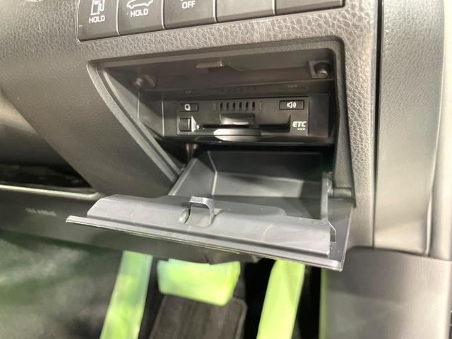 カムリ ＷＳ　純正９インチナビ　バックカメラ　禁煙車　衝突被害軽減ブレーキ　レーダークルーズコントロール　ハーフレザーシート　ＥＴＣ　ドライブレコーダー　パワーシート　フルセグ　Ｂｌｕｅｔｏｏｔｈ接続（60枚目）
