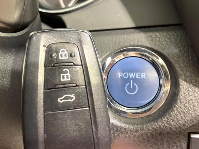 カムリ ＷＳ　純正９インチナビ　バックカメラ　禁煙車　衝突被害軽減ブレーキ　レーダークルーズコントロール　ハーフレザーシート　ＥＴＣ　ドライブレコーダー　パワーシート　フルセグ　Ｂｌｕｅｔｏｏｔｈ接続（62枚目）
