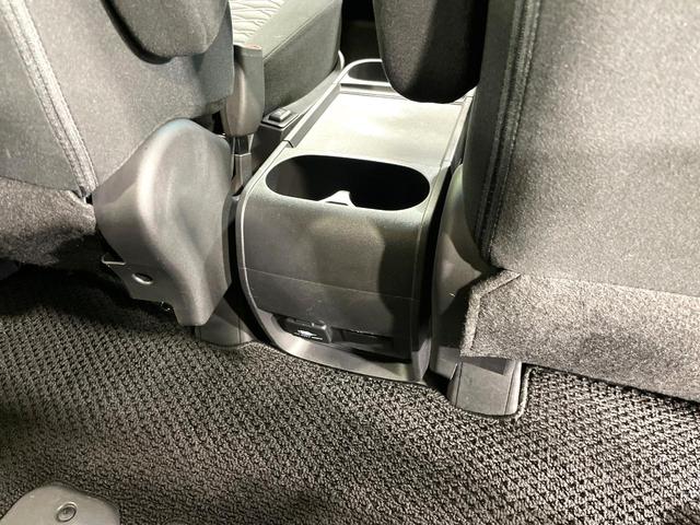 デリカＤ：５ Ｐ　４ＷＤ　両側電動スライド　純正１０型ナビ　全周囲カメラ　衝突軽減装置　レーダークルーズ　禁煙車　パワーバックドア　シートヒーター　パワーシート　ＬＥＤヘッドライト　ＥＴＣ　ブラインドスポットモニター（57枚目）