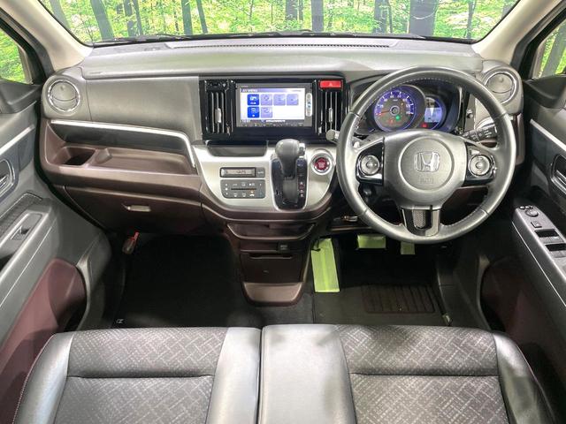 Ｎ－ＷＧＮカスタム Ｇ・ターボパッケージ　純正ナビ　バックカメラ　シティブレーキアクティブシステム　禁煙車　スマートキー　ＨＩＤヘッド　ＥＴＣ　クルコン　オートライト　オートエアコン　純正１４インチアルミ　ＣＤ　パドルシフト　フォグライト（2枚目）