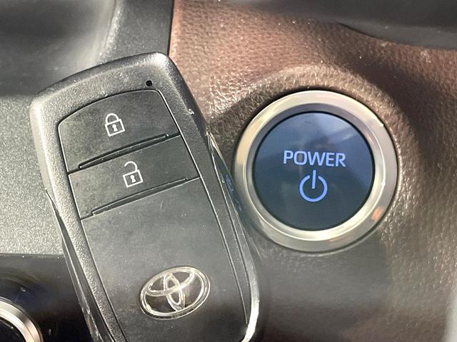 ヤリスクロス ハイブリッドＺ　純正８型ディスプレイ　衝突軽減　レーダクルーズコントロール　シートヒーター　バックカメラ　ドライブレコーダー　ＥＴＣ　パワーシート　ＬＥＤヘッド　純正１８インチアルミ　スマートキー　オートエアコン（52枚目）