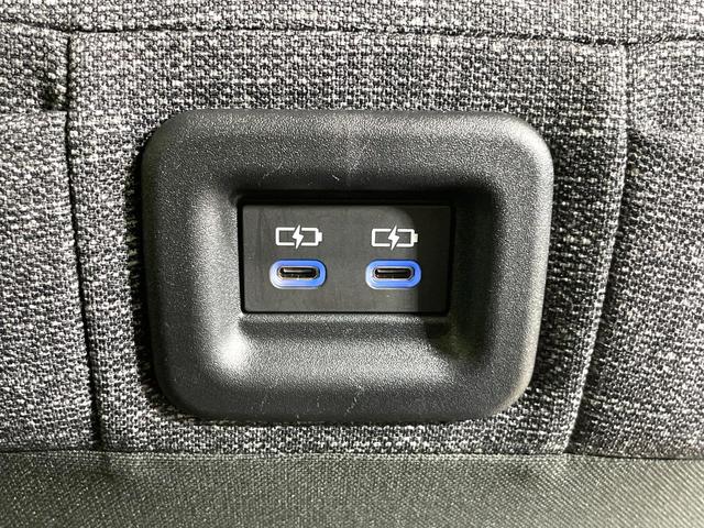 シエンタ ハイブリッドＺ　両側電動スライド　純正１０．５インチディスプレイオーディオ　後席モニター　全周囲カメラ　ＡＣ１００Ｖ電源　トヨタセーフティセンス　レーダークルーズ　禁煙車　シートヒーター　ドラレコ　レーンキープ（54枚目）