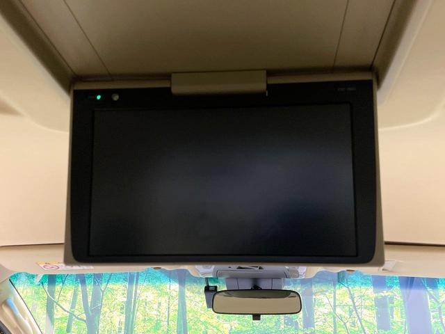 アルファード ２．５Ｘ　純正１０型ナビ　後席モニター　両側電動ドア　バックカメラ　ドラレコ　ＥＴＣ　衝突軽減装置　レーダークルーズ　車線逸脱警報　ＬＥＤヘッド　オートマチックハイビーム　Ｂｌｕｅｔｏｏｔｈ接続　スマートキー（4枚目）