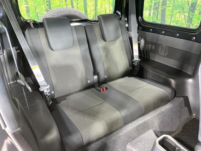 ジムニーシエラ ＪＣ　４ＷＤ　５ＭＴ　純正ナビ　バックカメラ　デュアルセンサーブレーキサポート　禁煙車　シートヒーター　コーナーセンサー　スマートキー　ＬＥＤヘッドライト　ＥＴＣ　クルコン　オートハイビーム　車線逸脱警報（9枚目）