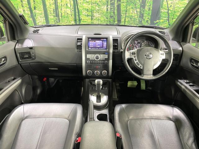 エクストレイル ２０Ｘｔｔ　４ＷＤ　純正ナビ　バックカメラ　禁煙車　シートヒーター　ルーフレール　スマートキー　ＨＩＤヘッドライト　ＥＴＣ　クルコン　オートライト　オートエアコン　純正１８インチＡＷ　ＣＤ再生　ＤＶＤ再生（2枚目）