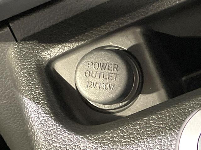 エクストレイル ２０Ｘｔｔ　４ＷＤ　純正ナビ　バックカメラ　禁煙車　シートヒーター　ルーフレール　スマートキー　ＨＩＤヘッドライト　ＥＴＣ　クルコン　オートライト　オートエアコン　純正１８インチＡＷ　ＣＤ再生　ＤＶＤ再生（42枚目）