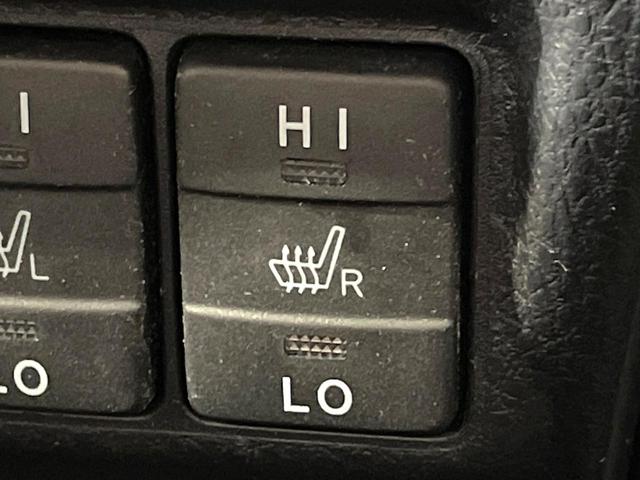 ヴォクシー ハイブリッドZS 煌III 純正10型ナビ 衝突軽減 両側電動スライド ETC シートヒーター LEDヘッド 純正16インチアルミ クルーズコントロール スマートキー オートエアコン 車線逸脱警報 ステアリングスイッチ(7枚目)