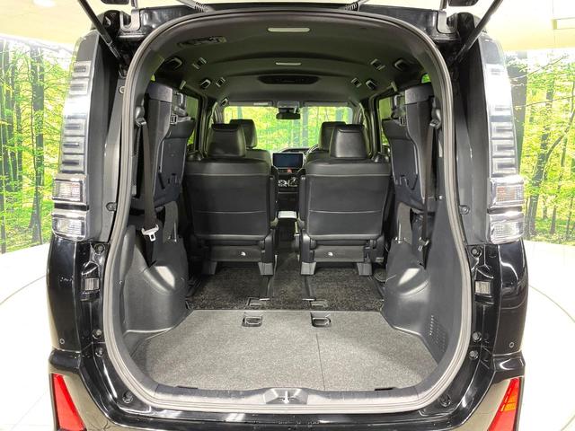 ヴォクシー ハイブリッドZS 煌III 純正10型ナビ 衝突軽減 両側電動スライド ETC シートヒーター LEDヘッド 純正16インチアルミ クルーズコントロール スマートキー オートエアコン 車線逸脱警報 ステアリングスイッチ(11枚目)