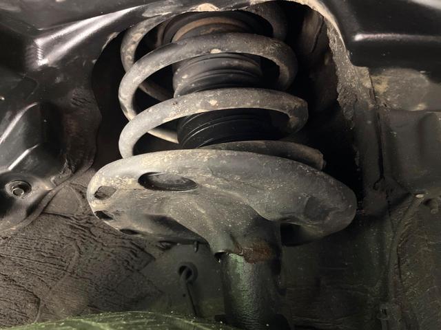 ヴォクシー ハイブリッドZS 煌III 純正10型ナビ 衝突軽減 両側電動スライド ETC シートヒーター LEDヘッド 純正16インチアルミ クルーズコントロール スマートキー オートエアコン 車線逸脱警報 ステアリングスイッチ(20枚目)