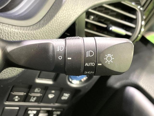 ヴォクシー ハイブリッドZS 煌III 純正10型ナビ 衝突軽減 両側電動スライド ETC シートヒーター LEDヘッド 純正16インチアルミ クルーズコントロール スマートキー オートエアコン 車線逸脱警報 ステアリングスイッチ(45枚目)