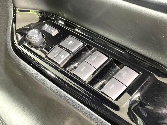 ヴォクシー ハイブリッドZS 煌III 純正10型ナビ 衝突軽減 両側電動スライド ETC シートヒーター LEDヘッド 純正16インチアルミ クルーズコントロール スマートキー オートエアコン 車線逸脱警報 ステアリングスイッチ(50枚目)