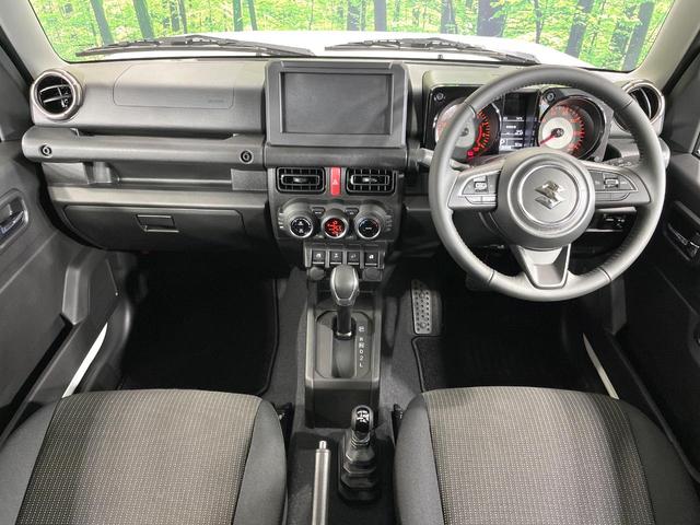 ジムニー XC 届出済未使用車 4WD 衝突軽減 クルーズコントロール シートヒーター スマートキー オートエアコン LEDヘッド 純正16インチアルミ コーナーセンサー アイドリングストップ 車線逸脱(2枚目)