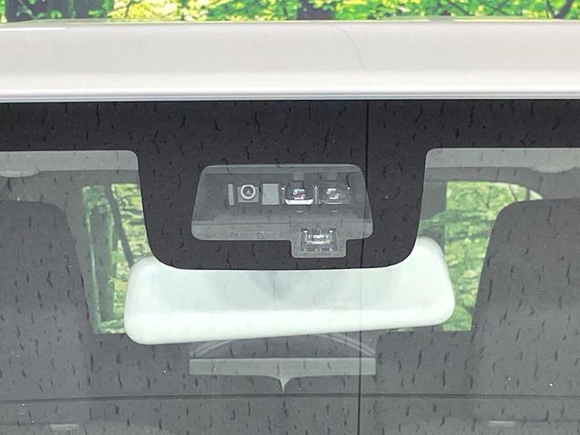 ジムニー XC 届出済未使用車 4WD 衝突軽減 クルーズコントロール シートヒーター スマートキー オートエアコン LEDヘッド 純正16インチアルミ コーナーセンサー アイドリングストップ 車線逸脱(4枚目)