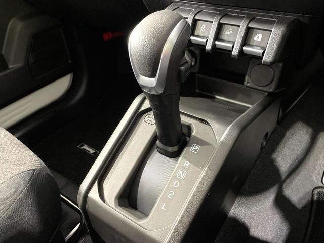 ジムニー XC 届出済未使用車 4WD 衝突軽減 クルーズコントロール シートヒーター スマートキー オートエアコン LEDヘッド 純正16インチアルミ コーナーセンサー アイドリングストップ 車線逸脱(34枚目)