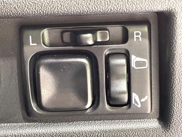 ジムニー XC 届出済未使用車 4WD 衝突軽減 クルーズコントロール シートヒーター スマートキー オートエアコン LEDヘッド 純正16インチアルミ コーナーセンサー アイドリングストップ 車線逸脱(43枚目)