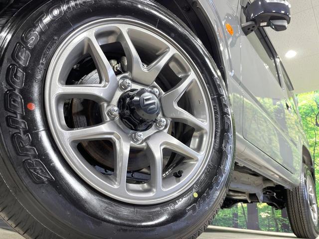 ジムニー XC 届出済未使用車 4WD 衝突軽減 クルーズコントロール シートヒーター スマートキー オートエアコン LEDヘッド 純正16インチアルミ コーナーセンサー アイドリングストップ 車線逸脱(13枚目)