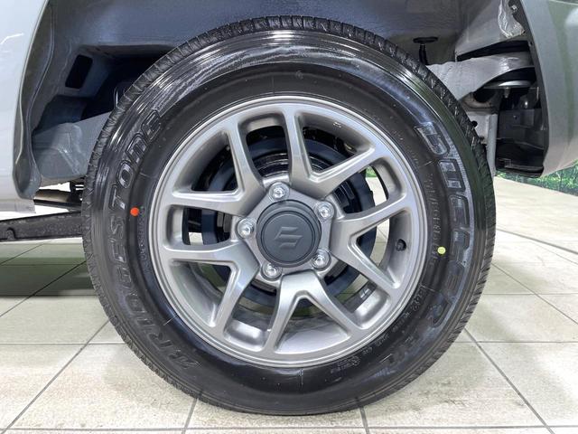 ジムニー XC 届出済未使用車 4WD 衝突軽減 クルーズコントロール シートヒーター スマートキー オートエアコン LEDヘッド 純正16インチアルミ コーナーセンサー アイドリングストップ 車線逸脱(24枚目)
