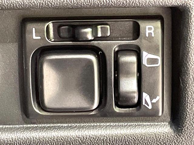 ジムニー XC 届出済未使用車 4WD 衝突軽減 クルーズコントロール シートヒーター スマートキー オートエアコン LEDヘッド 純正16インチアルミ コーナーセンサー アイドリングストップ 車線逸脱(40枚目)