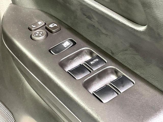 スペーシアギア ハイブリッドXZ 届出済未使用車 両側電動ドア オットマン 衝突軽減装置 レーダークルーズ シートヒーター ステアリングヒーター サーキュレーター クリアランスソナー LEDヘッド オートマチックハイビーム ステリモ(61枚目)