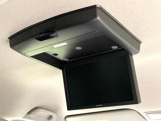 ステップワゴンスパーダ スパーダ・クールスピリット ホンダセンシング 両側電動ドア 後席モニター 禁煙車 衝突軽減装置 レーダークルーズ バックカメラ ETC シートヒーター LEDヘッド オートライト スマートキー パドルシフト 純正17インチアルミホイール(4枚目)