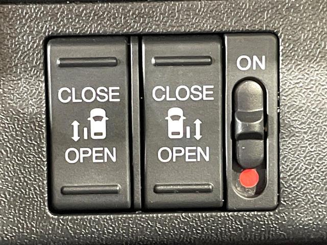 ステップワゴンスパーダ スパーダ・クールスピリット ホンダセンシング 両側電動ドア 後席モニター 禁煙車 衝突軽減装置 レーダークルーズ バックカメラ ETC シートヒーター LEDヘッド オートライト スマートキー パドルシフト 純正17インチアルミホイール(5枚目)