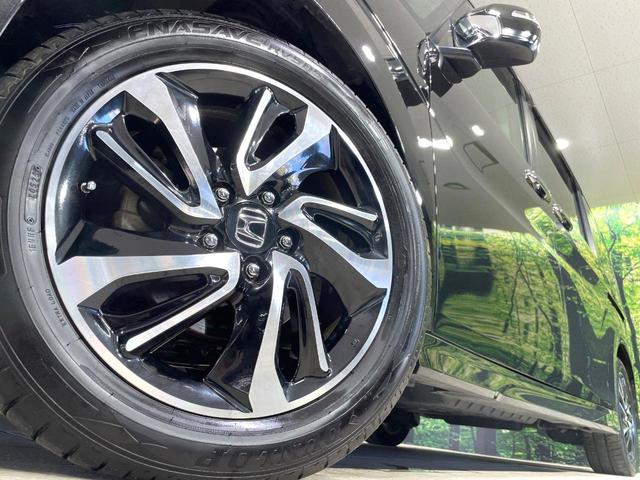 ステップワゴンスパーダ スパーダ・クールスピリット ホンダセンシング 両側電動ドア 後席モニター 禁煙車 衝突軽減装置 レーダークルーズ バックカメラ ETC シートヒーター LEDヘッド オートライト スマートキー パドルシフト 純正17インチアルミホイール(14枚目)