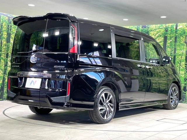 ステップワゴンスパーダ スパーダ・クールスピリット ホンダセンシング 両側電動ドア 後席モニター 禁煙車 衝突軽減装置 レーダークルーズ バックカメラ ETC シートヒーター LEDヘッド オートライト スマートキー パドルシフト 純正17インチアルミホイール(18枚目)