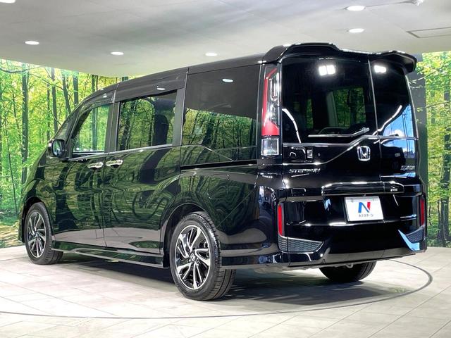 ステップワゴンスパーダ スパーダ・クールスピリット ホンダセンシング 両側電動ドア 後席モニター 禁煙車 衝突軽減装置 レーダークルーズ バックカメラ ETC シートヒーター LEDヘッド オートライト スマートキー パドルシフト 純正17インチアルミホイール(26枚目)